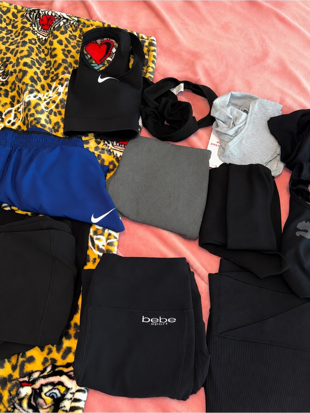 Gym clothes bundle M-L